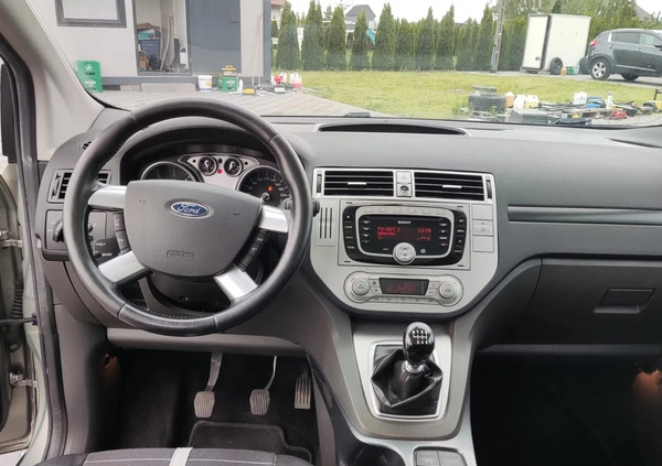 Ford Kuga cena 39800 przebieg: 174000, rok produkcji 2010 z Opatów małe 781